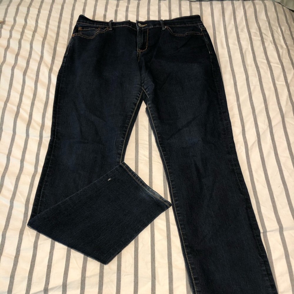 Jeans - Picture 2 of 4
